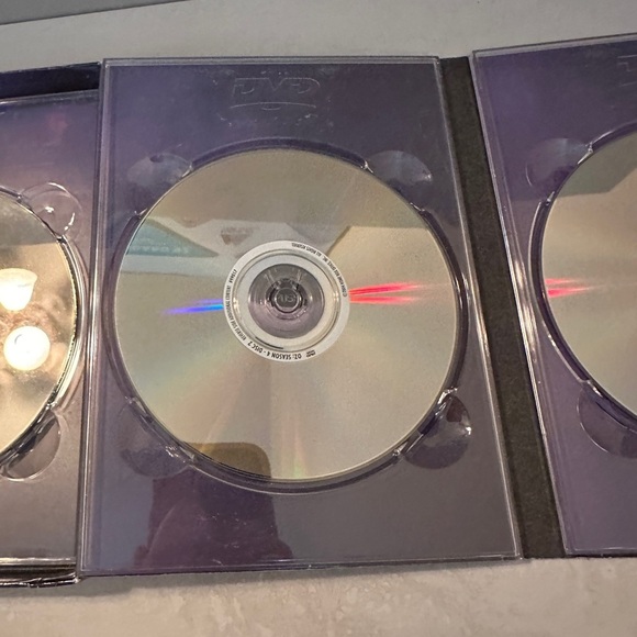 Oz: The Complete Fourth Season DVD - Picture 5 of 6